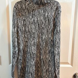 Athleta Monochrome Cowl Neck Long Sleeve top
